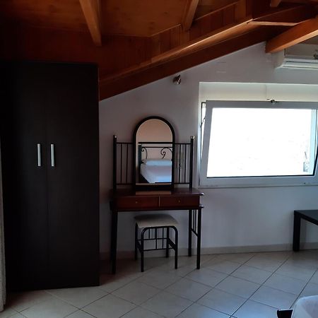 Zoe'S Studios Parga Buitenkant foto