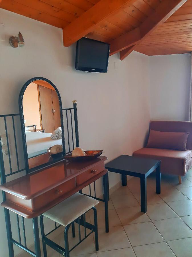 Zoe'S Studios Parga Buitenkant foto